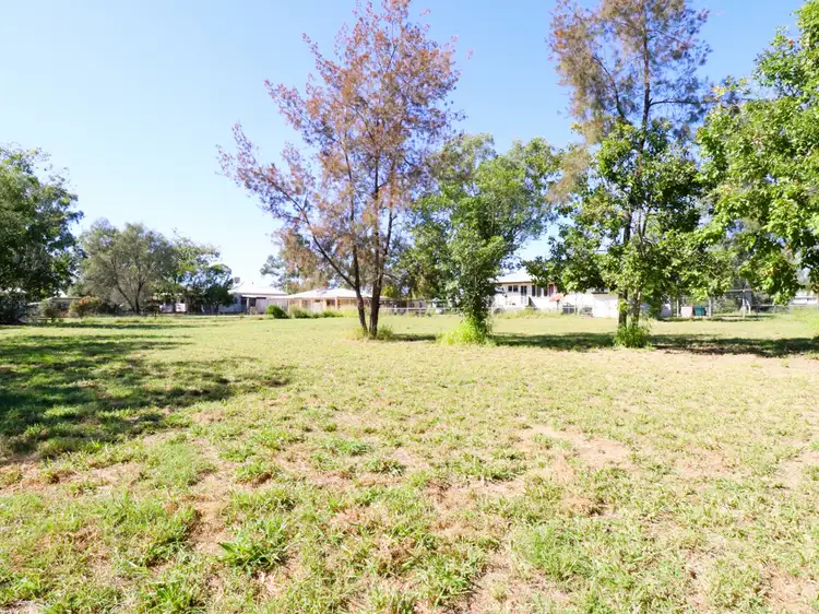 16 - 18 Isabella Street, Mitchell QLD 4465
