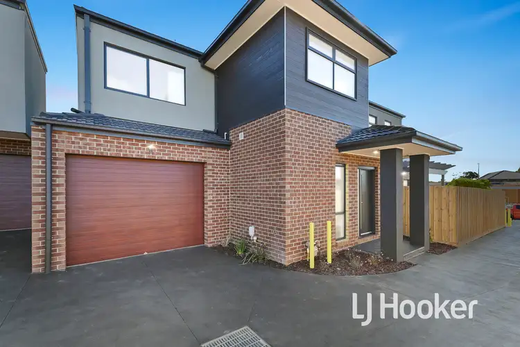 Main view of Homely townhouse listing, 2/45 Highland Avenue, Hampton Park VIC 3976