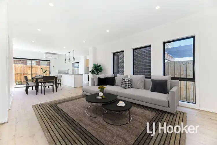 Second view of Homely townhouse listing, 2/45 Highland Avenue, Hampton Park VIC 3976