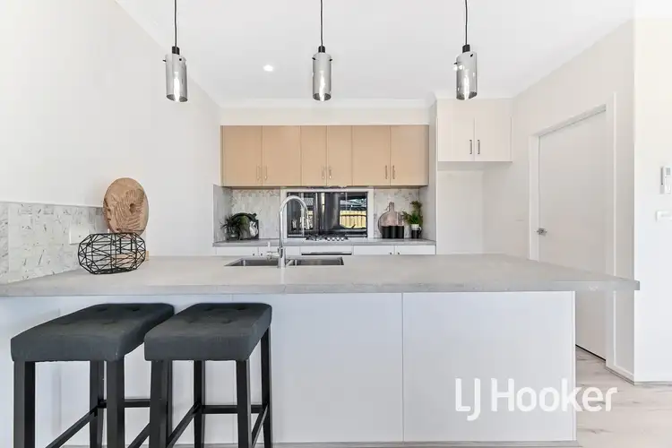 Sixth view of Homely townhouse listing, 1/45 Highland Avenue, Hampton Park VIC 3976