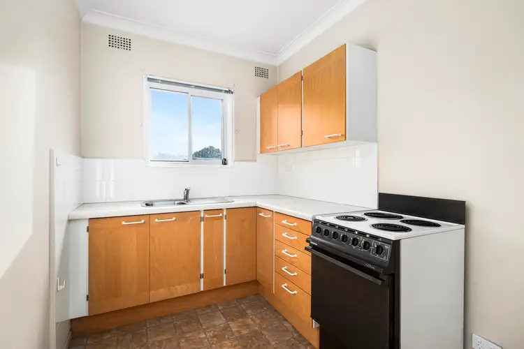 Second view of Homely unit listing, 9/20 Pacific Parade, Dee Why NSW 2099