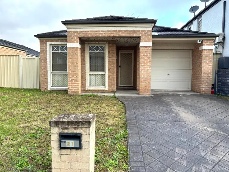 21 Melaleuca Avenue, Fairfield East NSW 2165