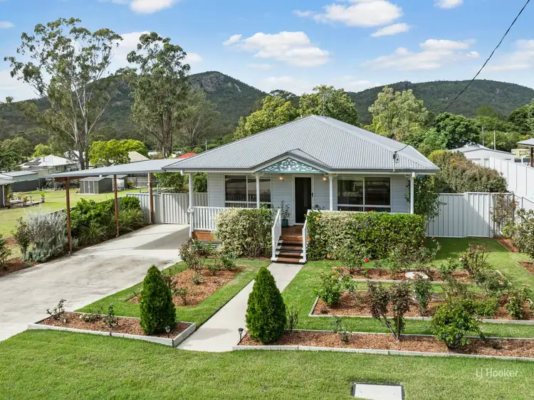 12 Mack Street, Esk QLD 4312