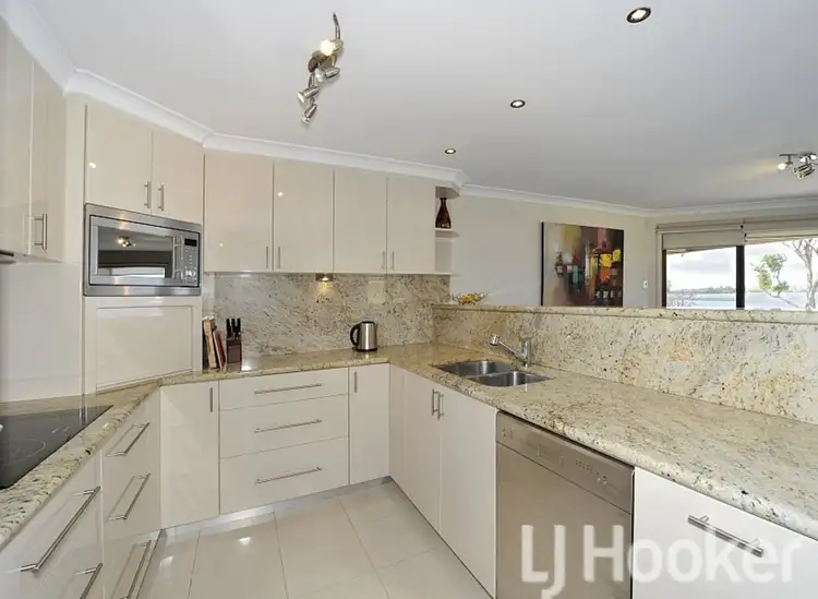 3/4 Soldiers Cove Terrace, Dudley Park WA 6210