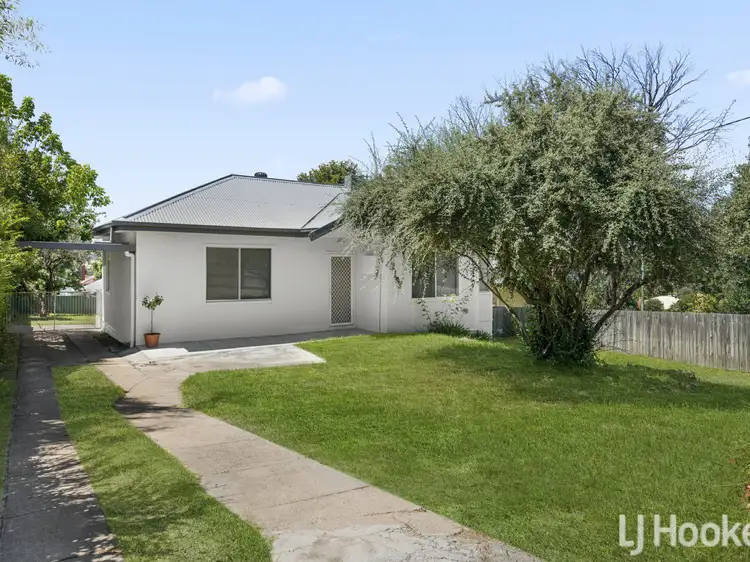14 Veness Street, Bathurst NSW 2795