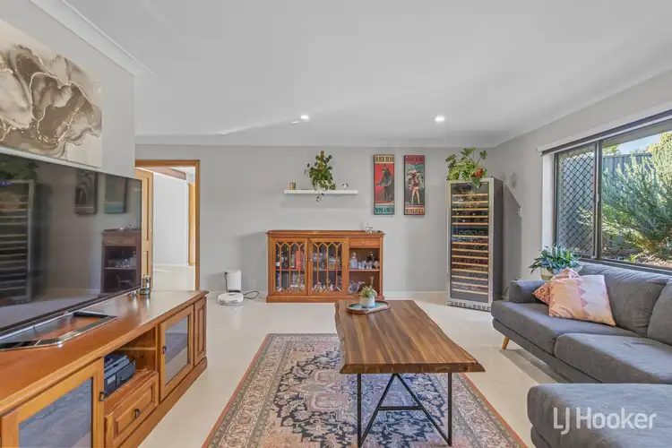 Fifth view of Homely house listing, 8 Brabham Crescent, Gulfview Heights SA 5096