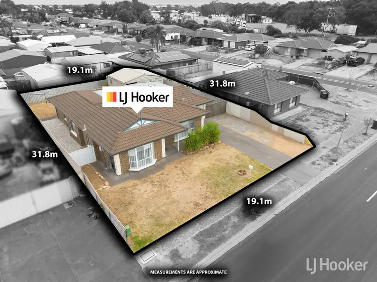 16 Tarqui Drive