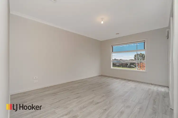 Sixth view of Homely townhouse listing, 37 Kirkstead Grove, Craigieburn VIC 3064
