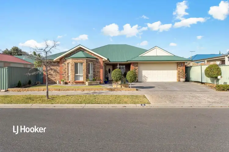 8 Cormorant Way, Mawson Lakes SA 5095
