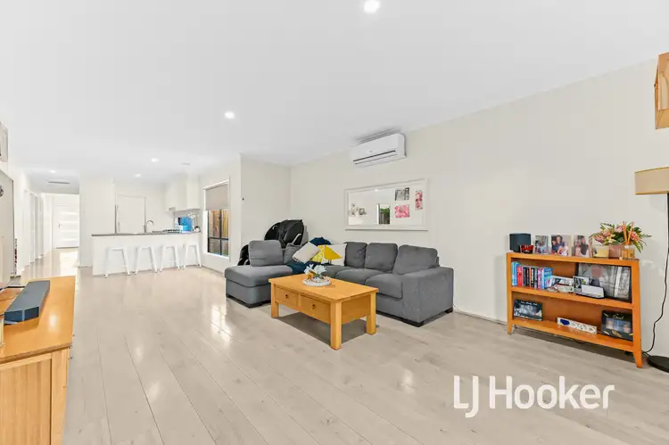 Second view of Homely house listing, 5 Orleana Way, Clyde North VIC 3978