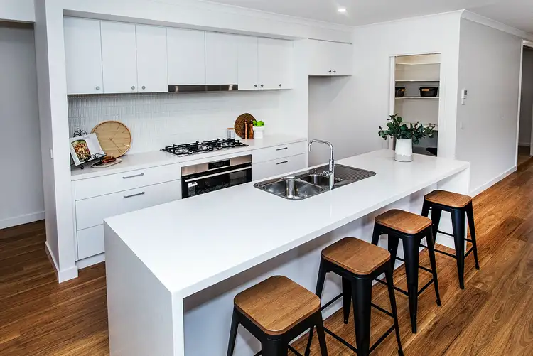 Fifth view of Homely house listing, 2 Potters Rise, Lilydale VIC 3140