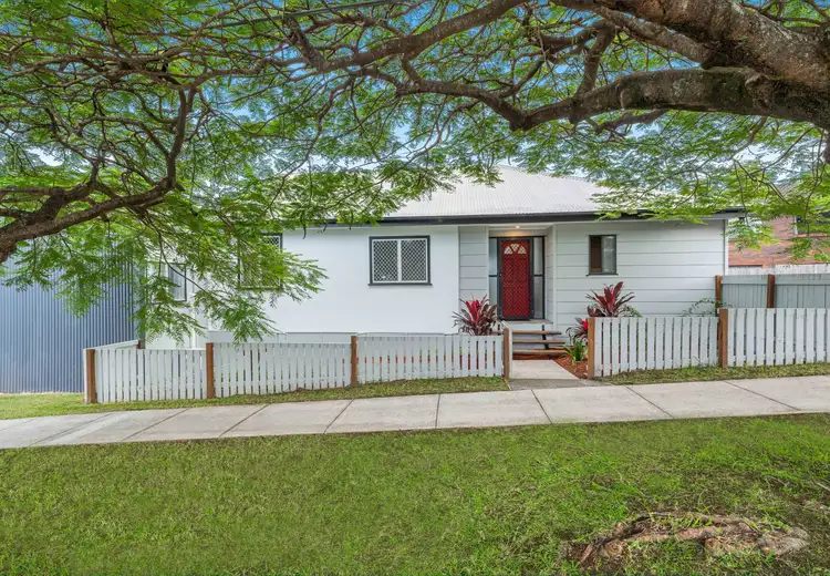 Second view of Homely house listing, 102 Railway Terrace, Murarrie QLD 4172