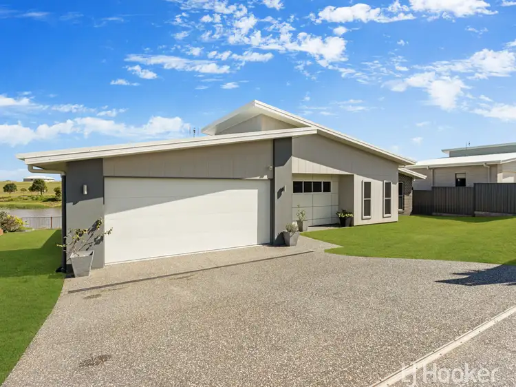 77 Peppermint Circuit, Nikenbah QLD 4655