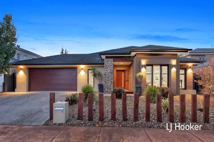 18 Brownlow Drive, Point Cook VIC 3030
