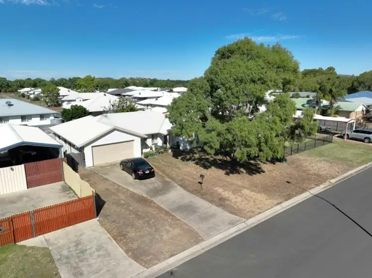 7 Oak crescent, Bowen QLD 4805