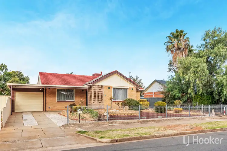 60 St Leonard Crescent, Elizabeth Downs SA 5113