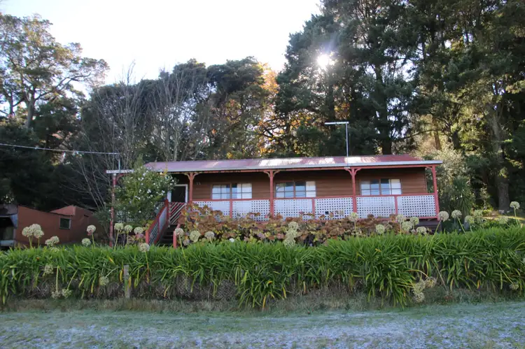 19 Central Springs Road