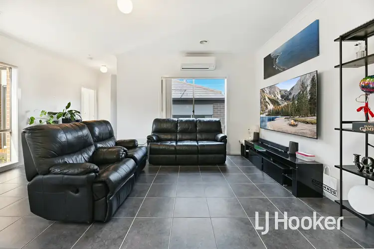 Sixth view of Homely house listing, 9 McClenaghan Place, Pakenham VIC 3810