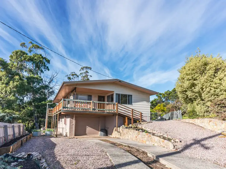 7 Lawry Heights, St Helens TAS 7216