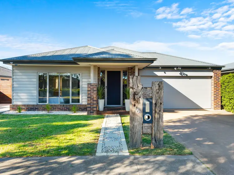 16 Shannon Boulevard, Bairnsdale VIC 3875