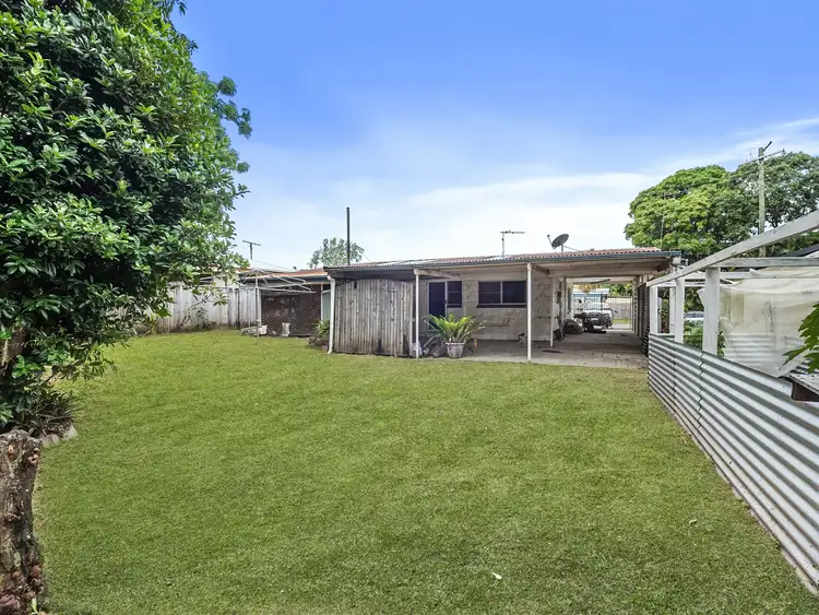 Second view of Homely house listing, 27 Oak Street, Holloways Beach QLD 4878