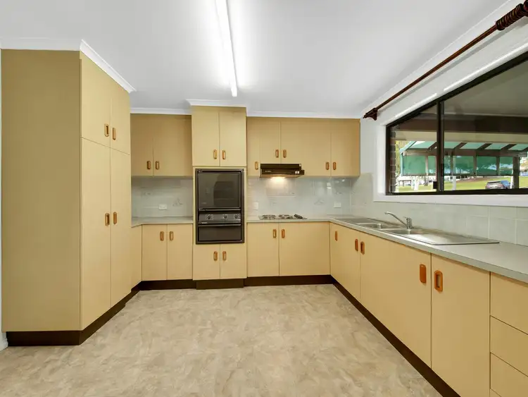 Fourth view of Homely house listing, 2 Tyson Crescent, Tannum Sands QLD 4680