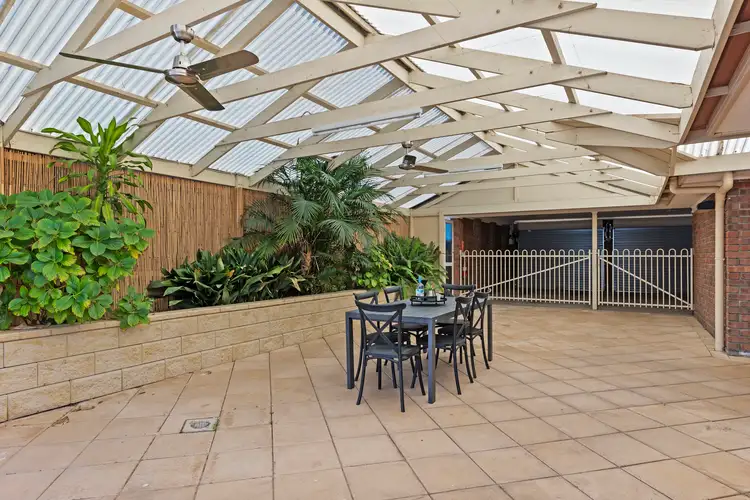 Fifth view of Homely house listing, 4 Stuart Court, Hallett Cove SA 5158