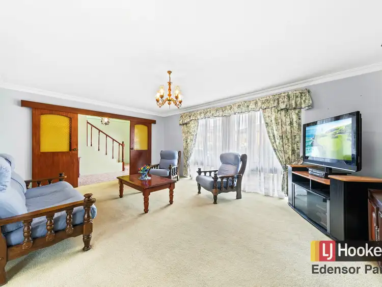 Second view of Homely house listing, 2 Curran Street, Prairiewood NSW 2176