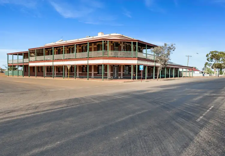 75-77 Bayley Street, Coolgardie WA 6429