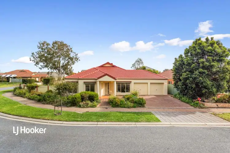 15 Sheaoak Drive, Mawson Lakes SA 5095