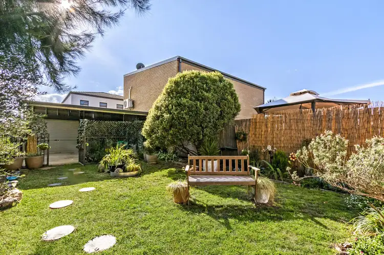 323 Anthony Rolfe Avenue, Gungahlin ACT 2912