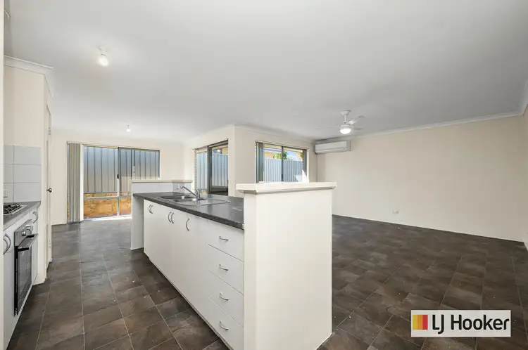 Fifth view of Homely house listing, 7 Highbridge Way, Leda WA 6170