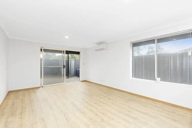 Sixth view of Homely house listing, 4/24 Porrecta Link, Banksia Grove WA 6031