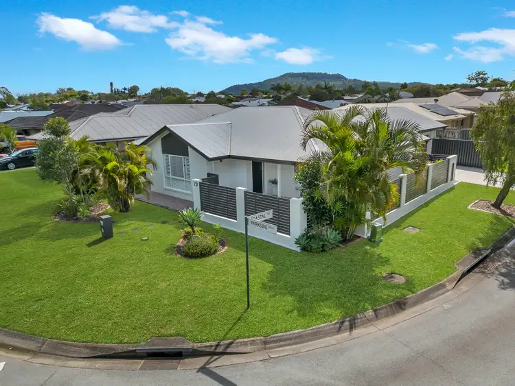 19 Parkside Drive, Beerwah QLD 4519