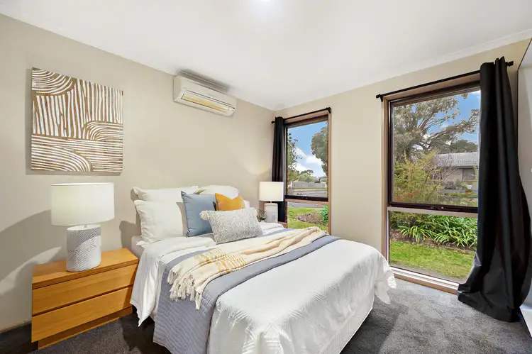Sixth view of Homely house listing, 2 Mckid Court, Charnwood ACT 2615