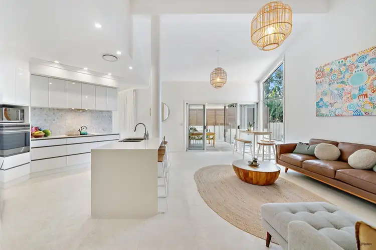 32 Jarrahdale Drive, Elanora QLD 4221