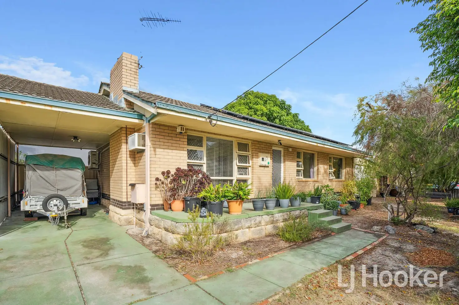 Main view of Homely house listing, 32 Wendron Street, Cloverdale WA 6105