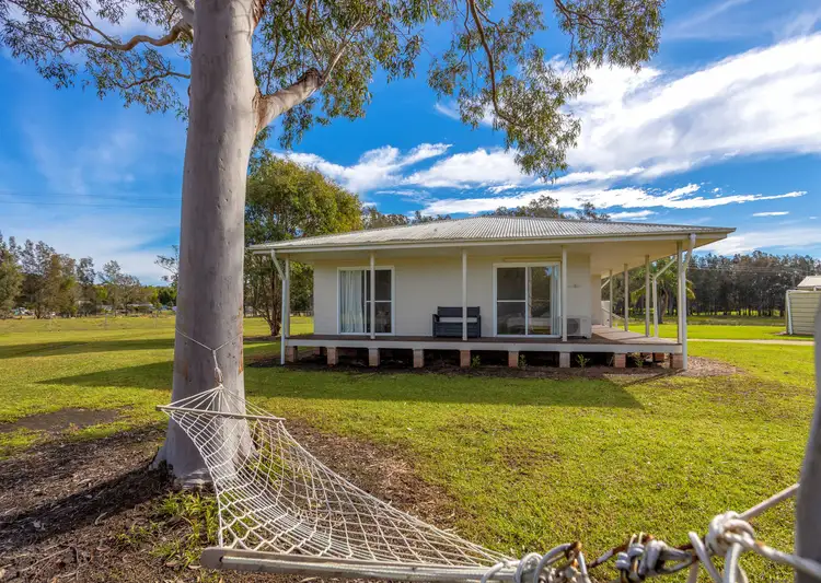 169 Cowans Lane, Oxley Island NSW 2430