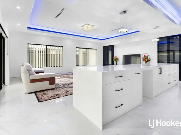 Second view of Homely house listing, 9 Llorens Way, Southern River WA 6110