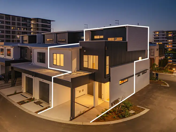 91 Bronte Circuit, Hope Island QLD 4212