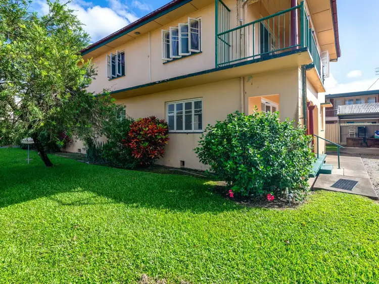 1/6 William Street, Mossman QLD 4873