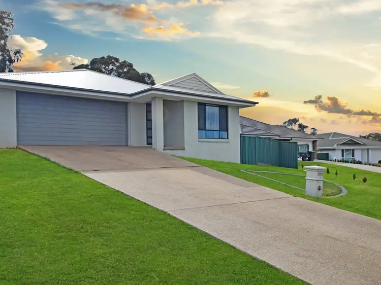 10 Molloy Place