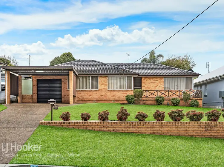 30 Ulmarra Avenue, Camden South NSW 2570