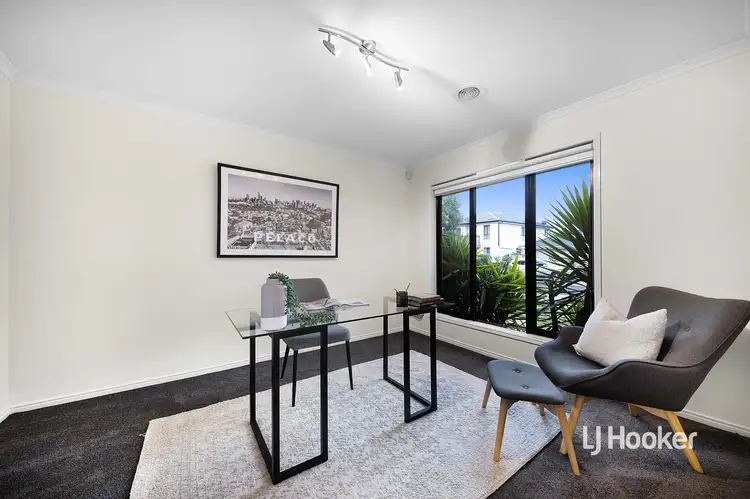 Fourth view of Homely house listing, 7 Springbrook Place, Sanctuary Lakes VIC 3030