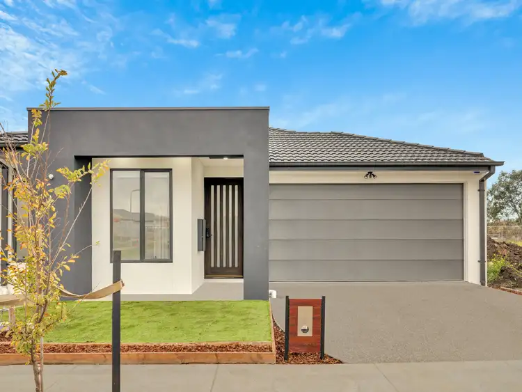 Second view of Homely house listing, 11 Light Street, Wollert VIC 3750