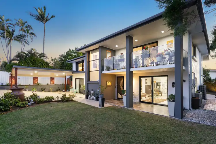 9 Bors Street, Carindale QLD 4152