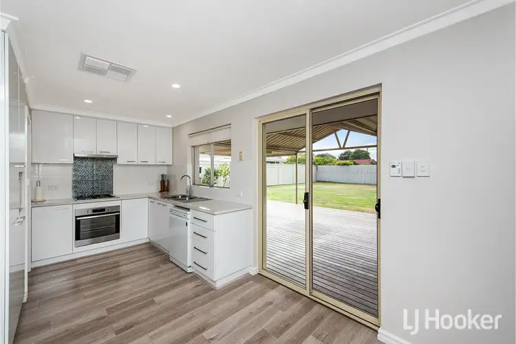 Fifth view of Homely house listing, 10 Alciston Way, Huntingdale WA 6110