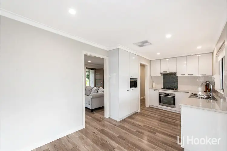 Seventh view of Homely house listing, 10 Alciston Way, Huntingdale WA 6110