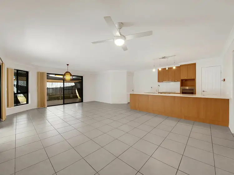 Fifth view of Homely house listing, 1 Cloncurry Court, Tannum Sands QLD 4680