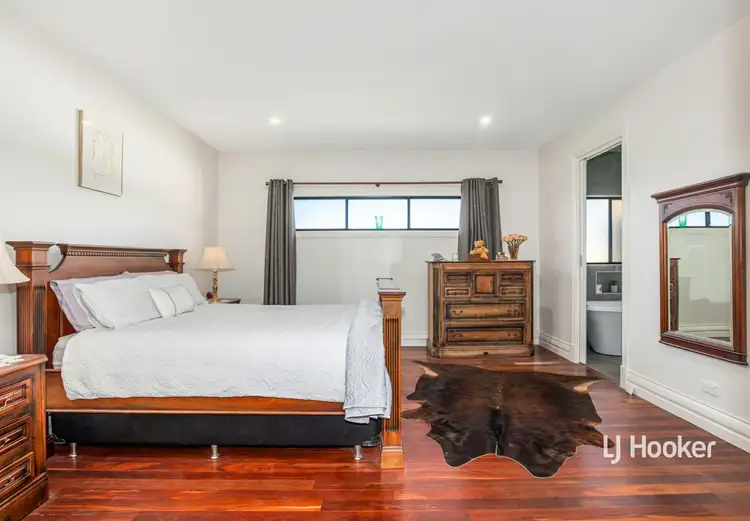 Fourth view of Homely house listing, 6 James Close, Kilmore VIC 3764